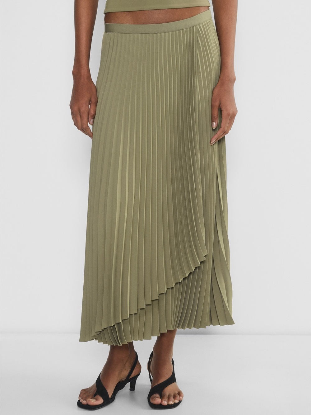 Aritzia❣️Babaton Ladder skirt in sundried olive